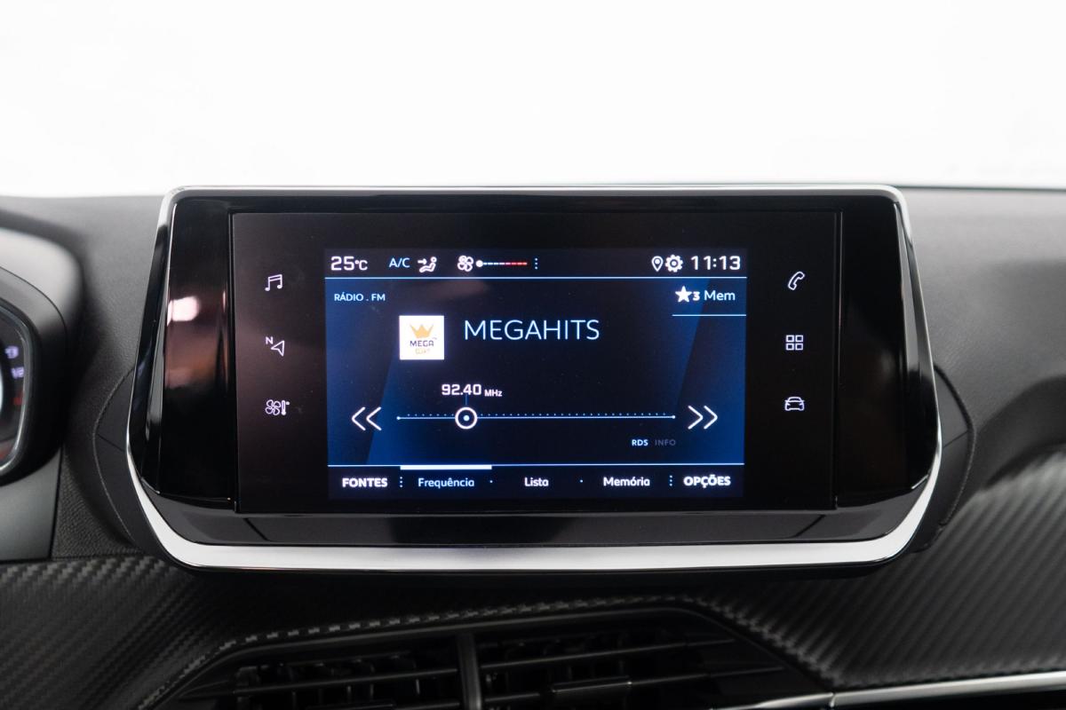 peugeot-208-2021-gasolina-1199cc