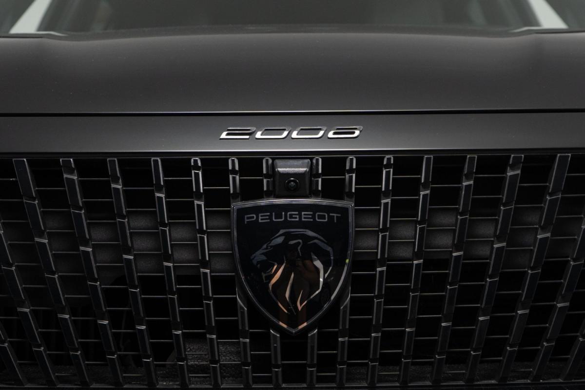 peugeot-2008-2025-gasolina-1199cc