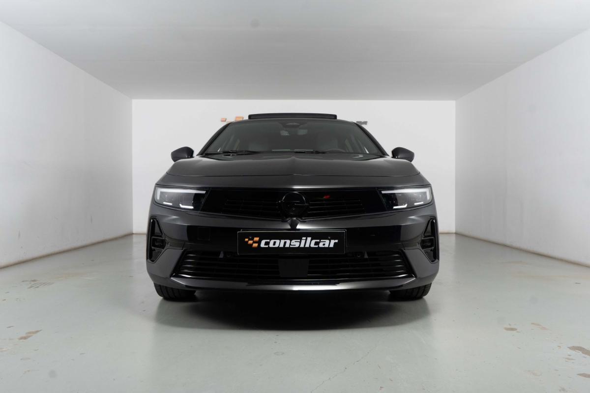 opel-astra-2024-hibrido-a-gasolina-1598cc