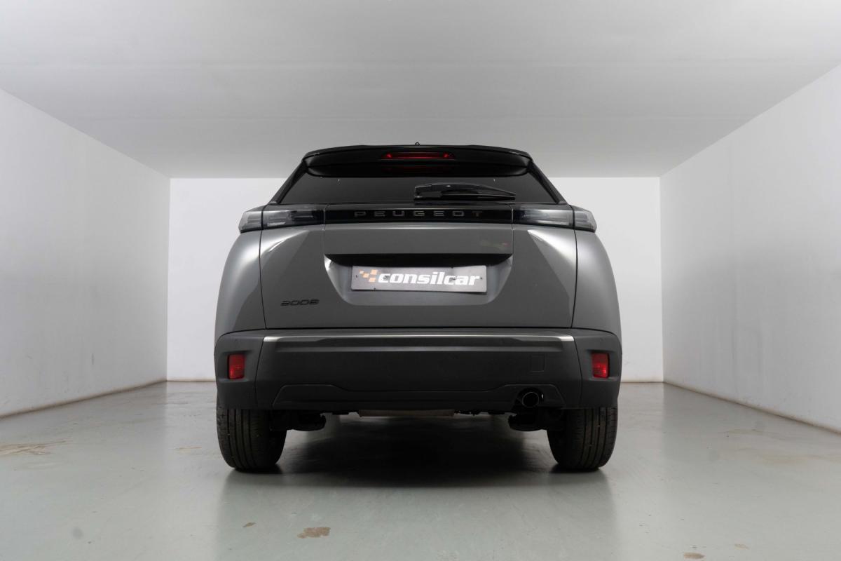 peugeot-2008-2024-gasolina-1199cc