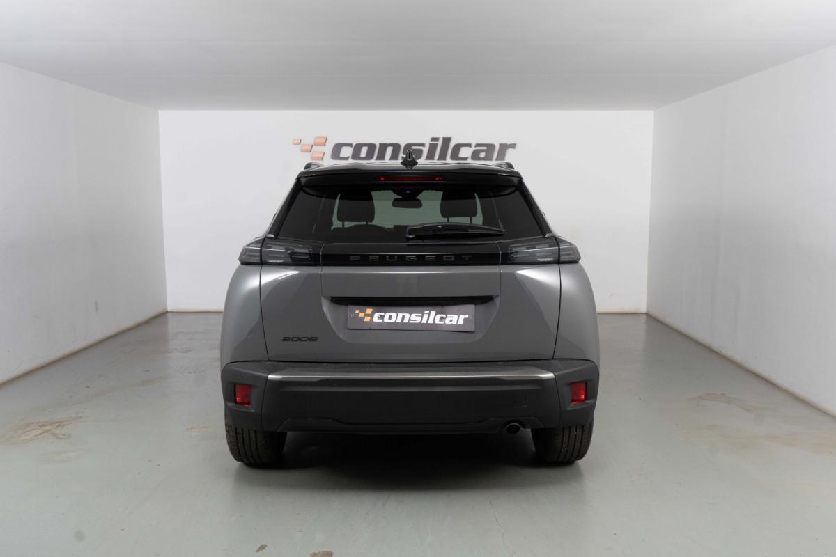 peugeot-2008-2024-gasolina-1199cc