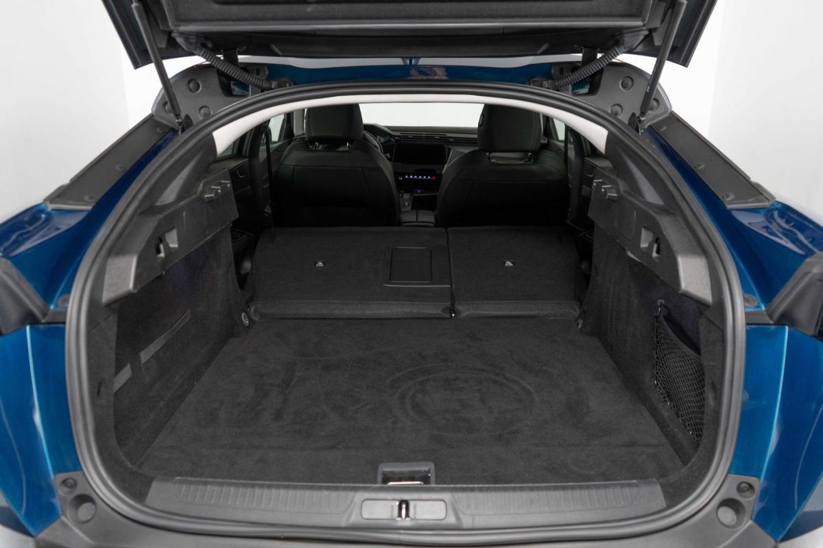 peugeot-408-2023-hibrido-a-gasolina-1598cc