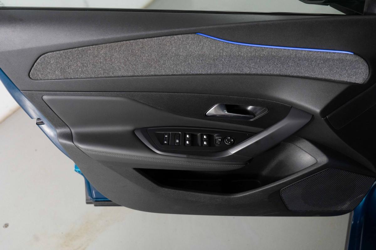 peugeot-408-2023-hibrido-a-gasolina-1598cc