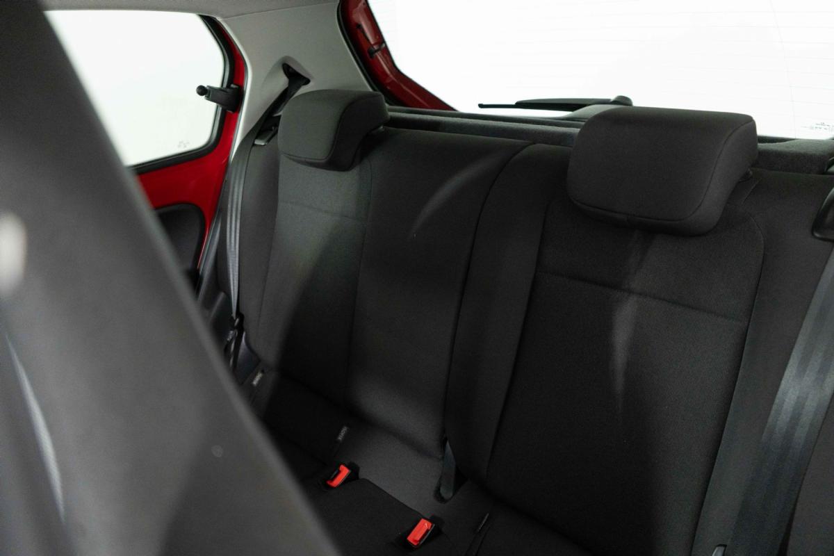 volkswagen-up-2018-gasolina-999cc