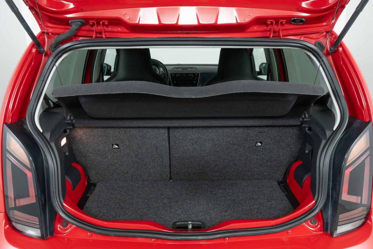 volkswagen-up-2018-gasolina-999cc