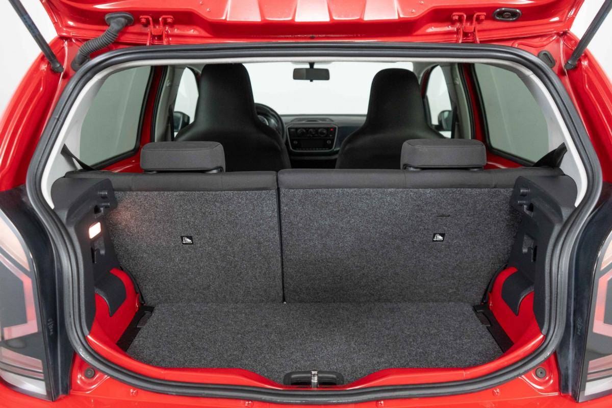 volkswagen-up-2018-gasolina-999cc