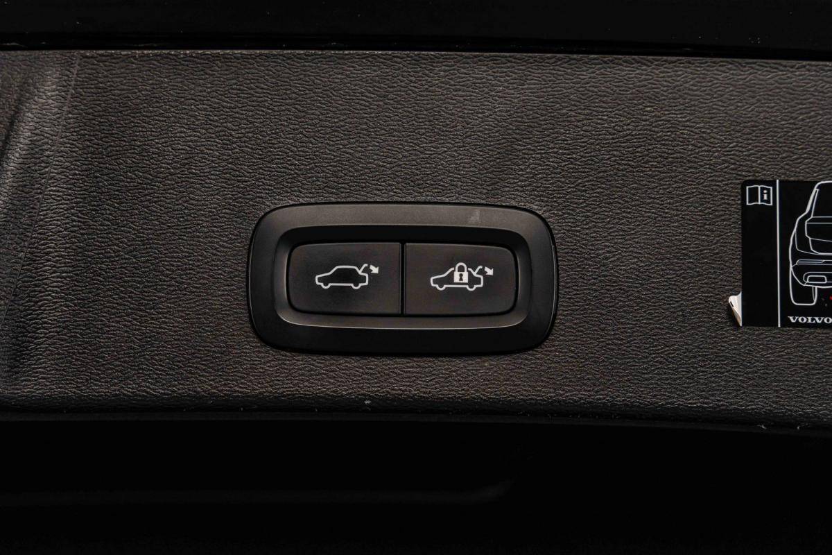 volvo-xc40-2021-hibrido-a-gasolina-1477cc