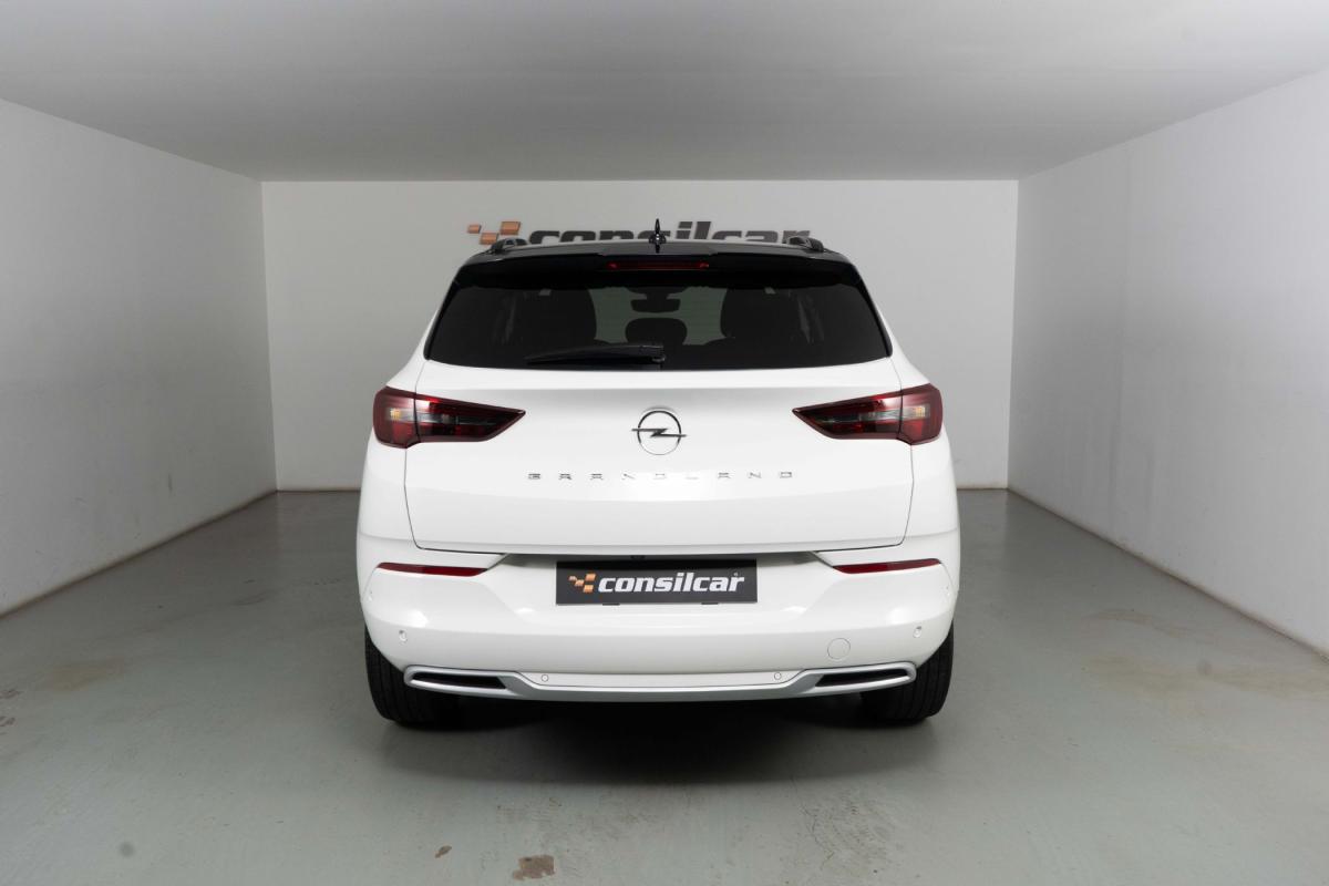 opel-grandland-2022-hibrido-a-gasolina-1598cc