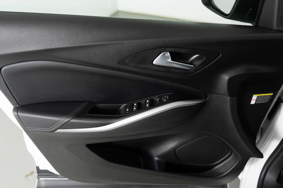 opel-grandland-2022-hibrido-a-gasolina-1598cc
