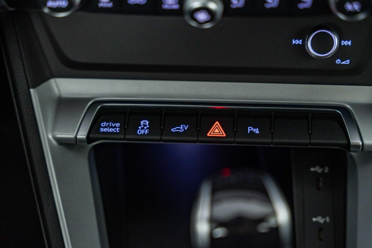 audi-q3-2022-hibrido-a-gasolina-1395cc