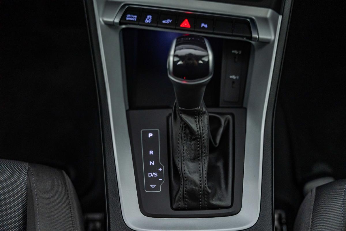 audi-q3-2022-hibrido-a-gasolina-1395cc