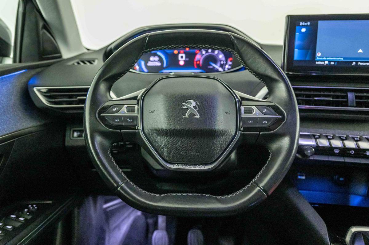 peugeot-5008-2021-gasolina-1199cc