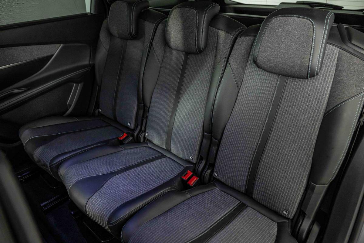 peugeot-5008-2021-gasolina-1199cc