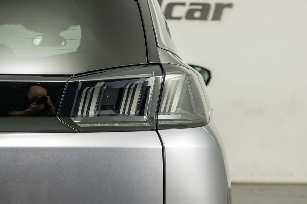 peugeot-5008-2021-gasolina-1199cc