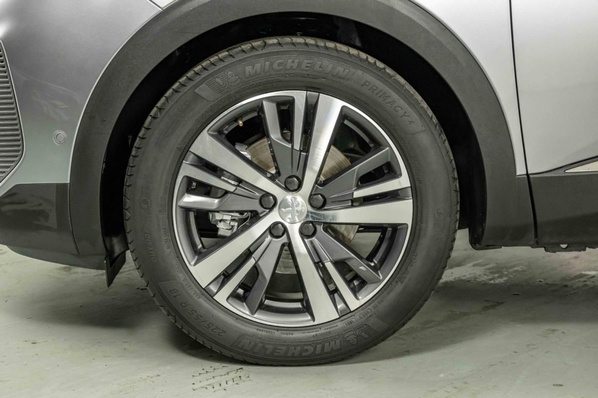 peugeot-5008-2021-gasolina-1199cc