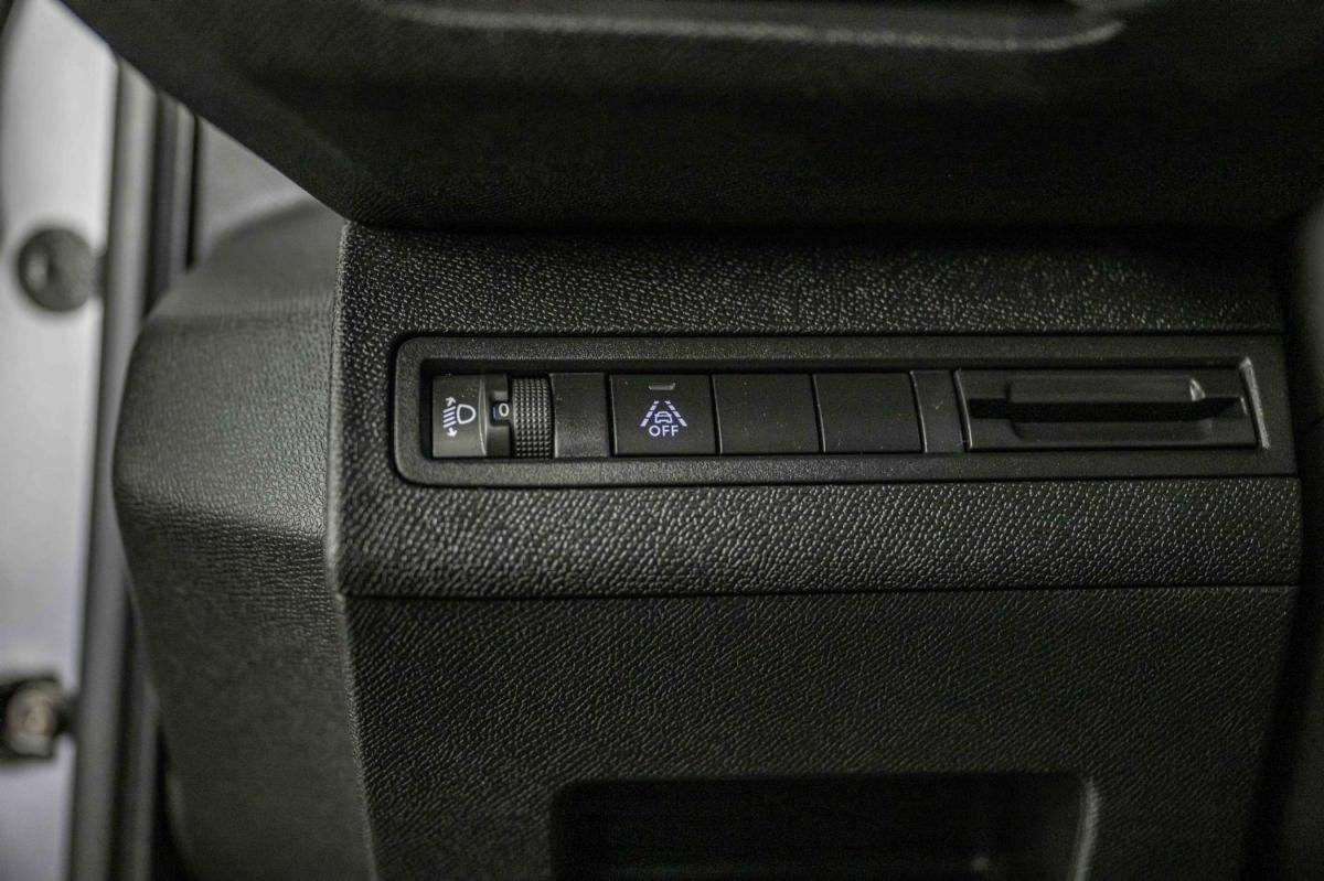 peugeot-5008-2021-gasolina-1199cc