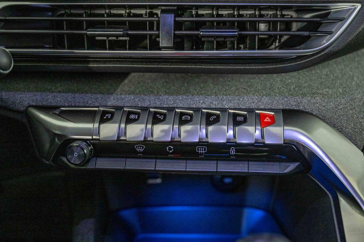peugeot-5008-2021-gasolina-1199cc