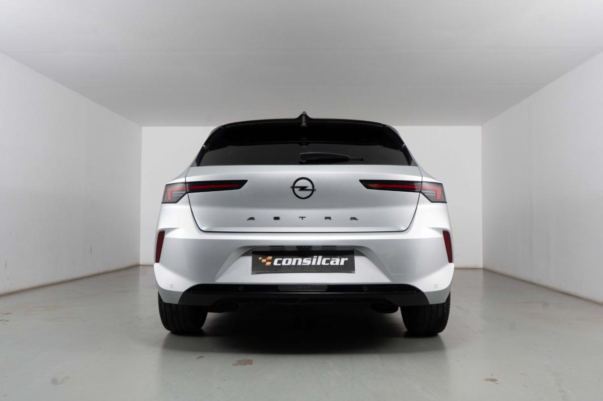 opel-astra-2025-gasolina-1199cc