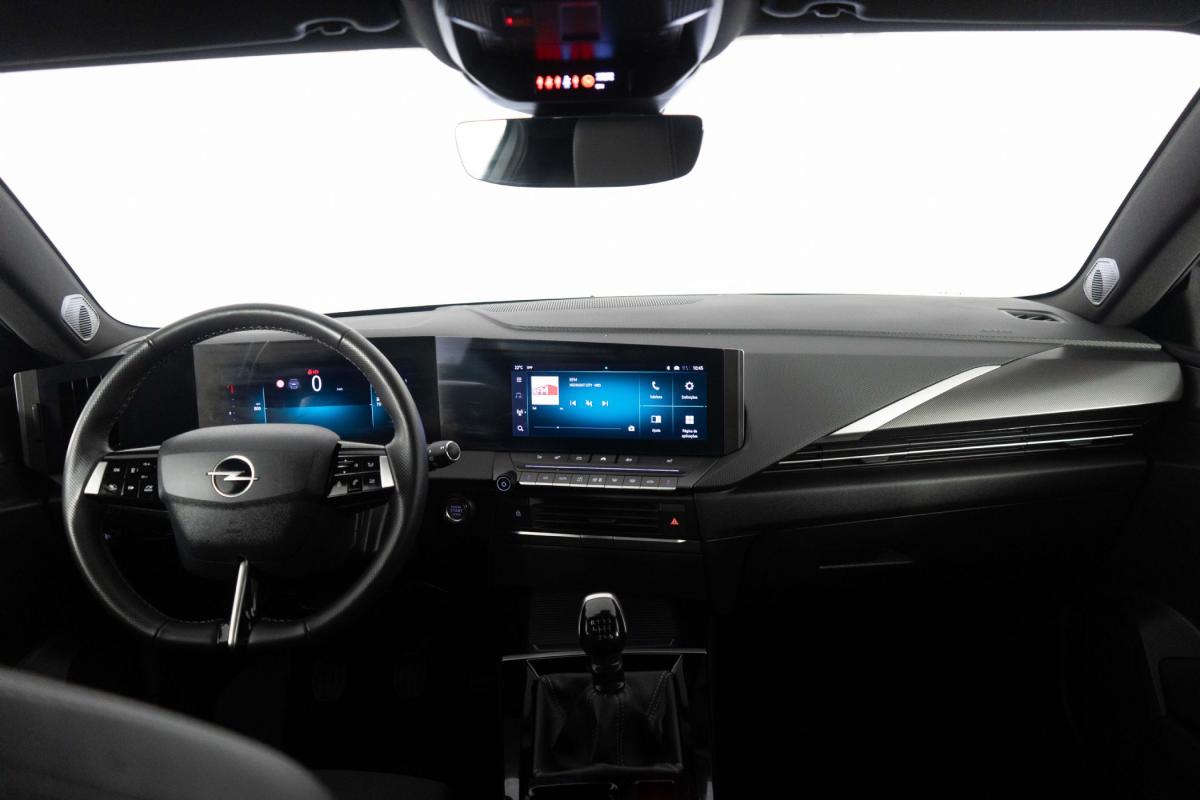 opel-astra-2025-gasolina-1199cc