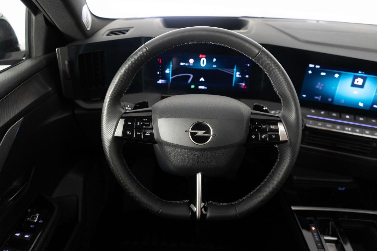 opel-astra-2025-gasolina-1199cc