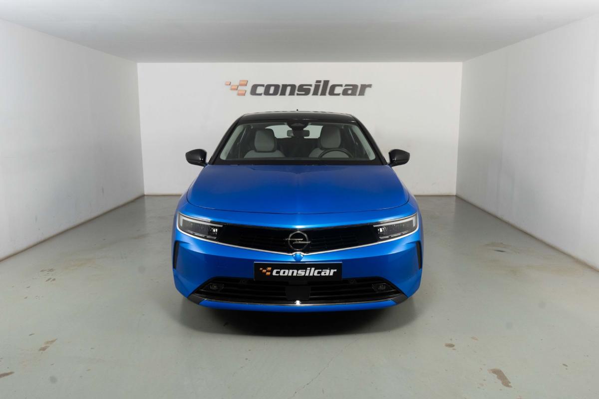 opel-astra-2023-gasolina-1199cc