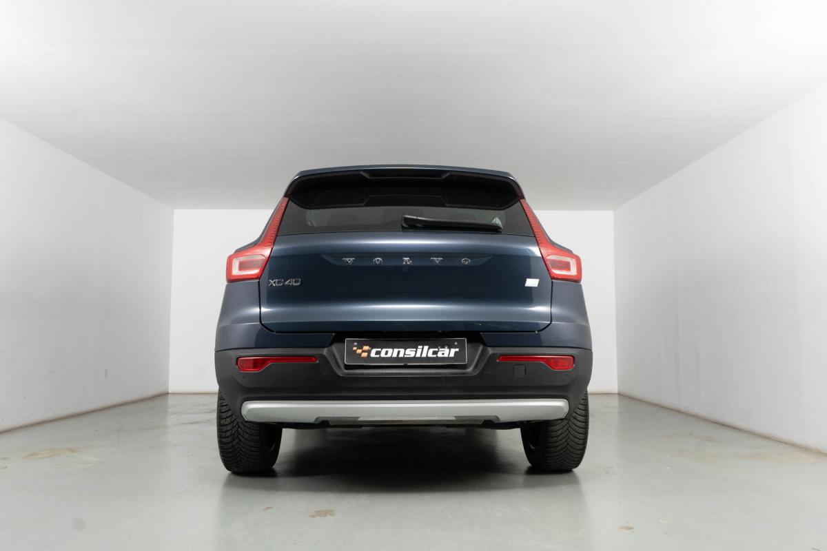volvo-xc40-2022-hibrido-a-gasolina-1477cc