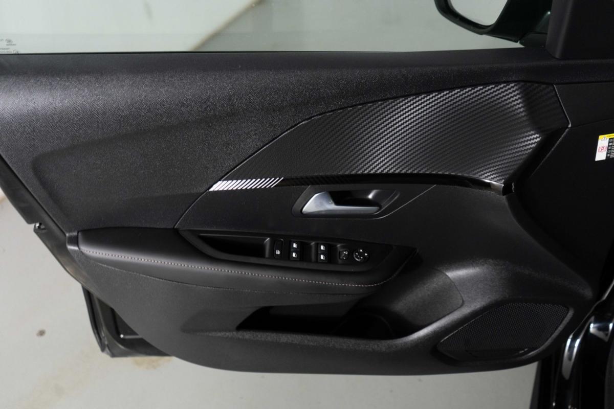 peugeot-208-2025-gasolina-1199cc