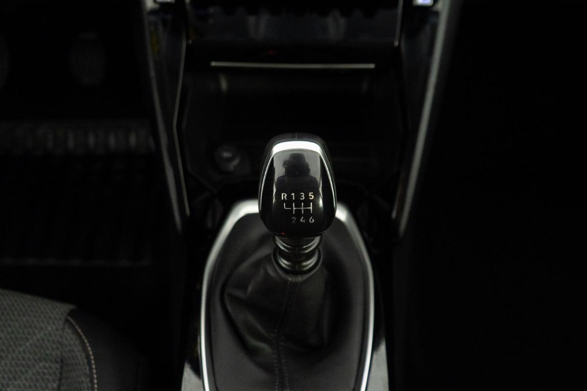 peugeot-208-2025-gasolina-1199cc