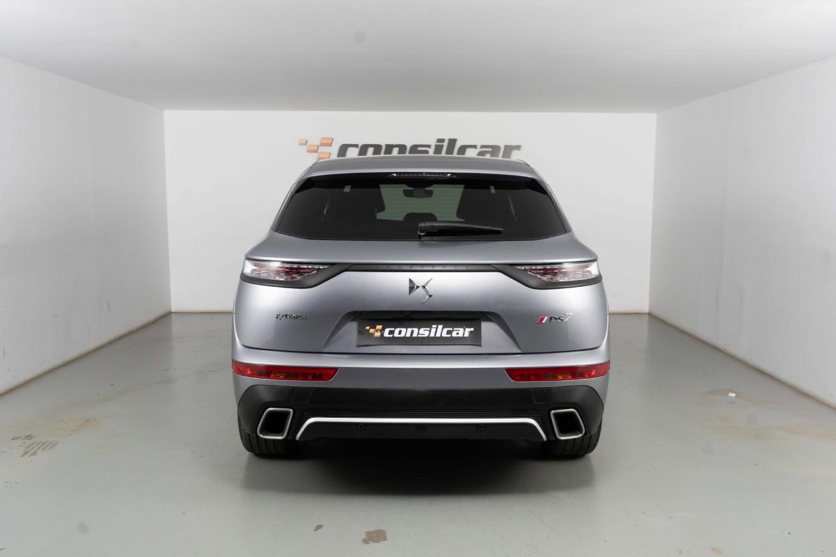 ds-ds-7-crossback-2022-hibrido-a-gasolina-1598cc