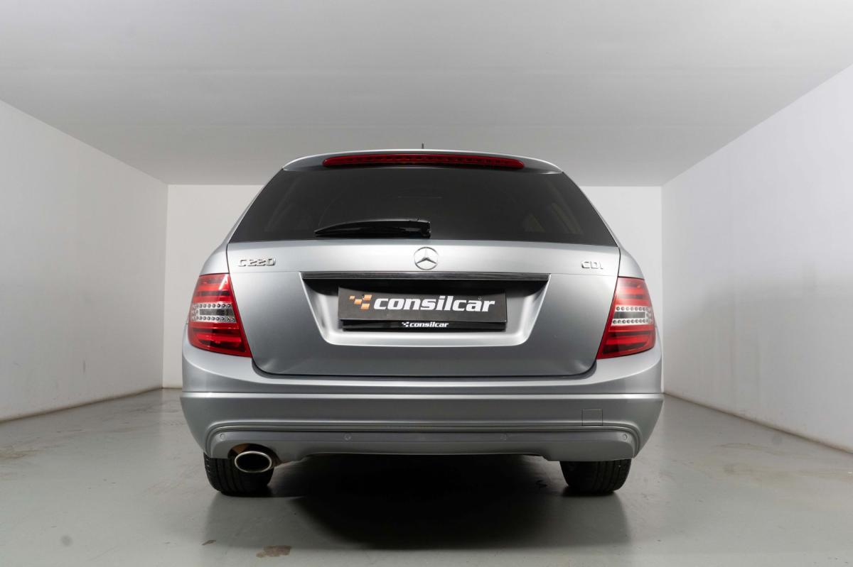 mercedes-benz-classe-c-2013-diesel-2143cc