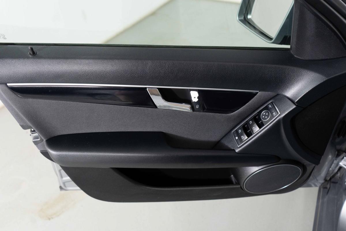 mercedes-benz-classe-c-2013-diesel-2143cc