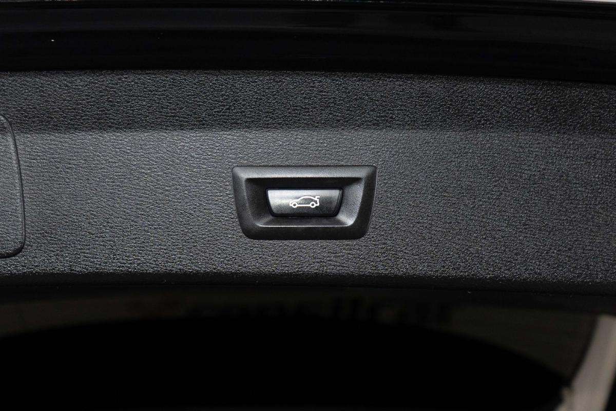 bmw-x1-2017-diesel-1496cc