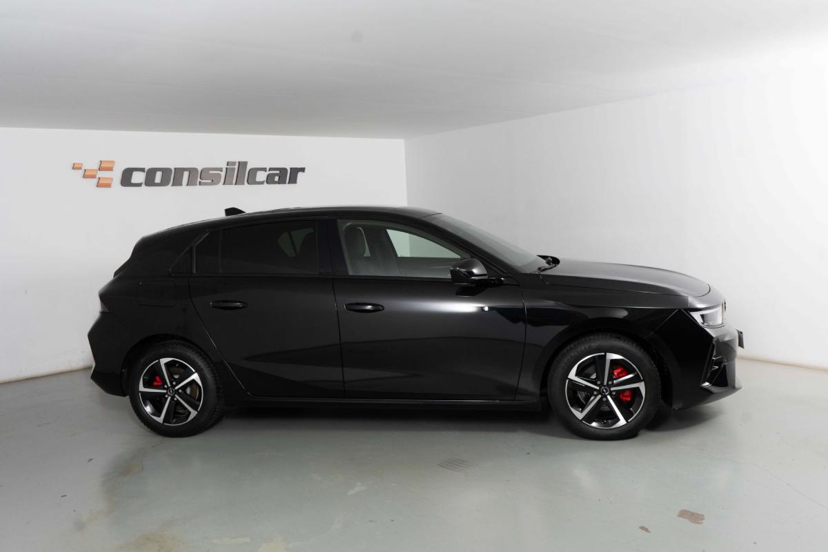 opel-astra-2025-gasolina-1199cc