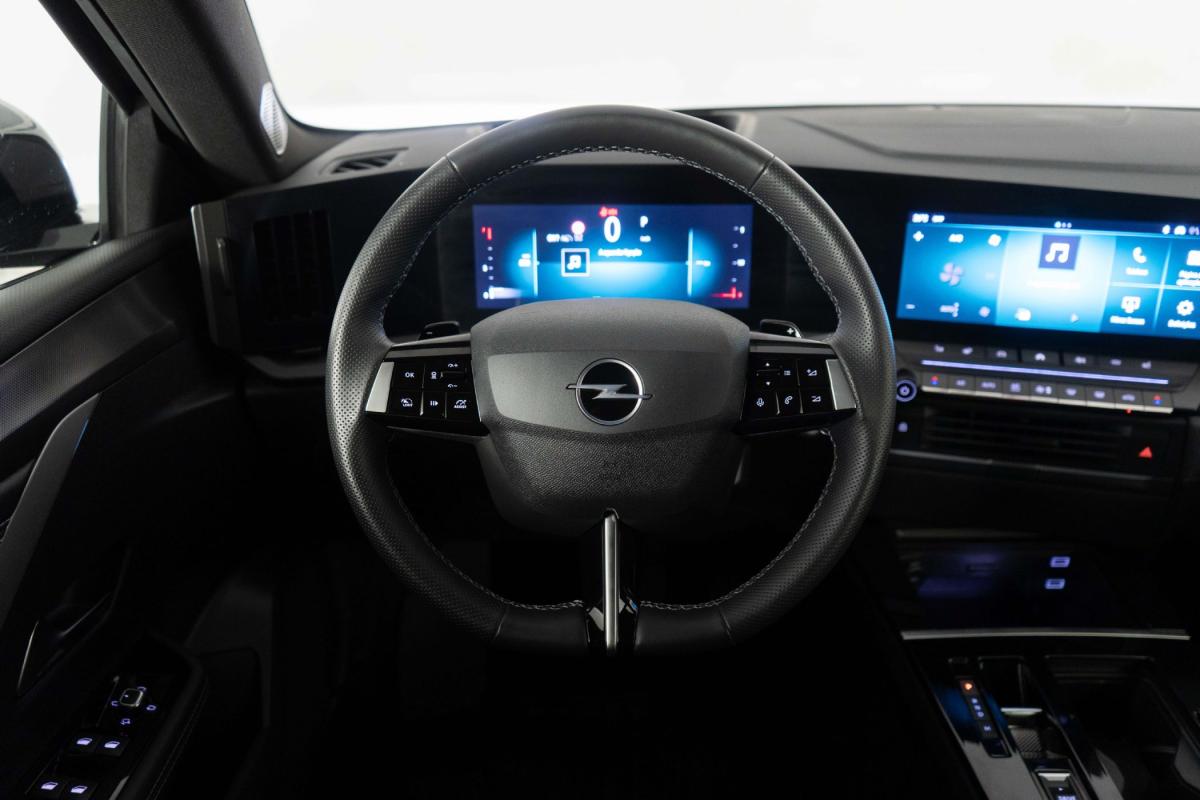 opel-astra-2025-gasolina-1199cc