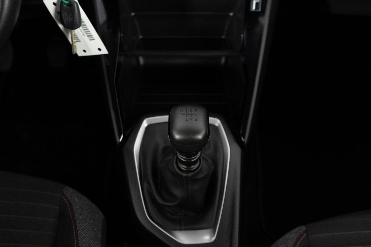peugeot-2008-2020-gasolina-1199cc