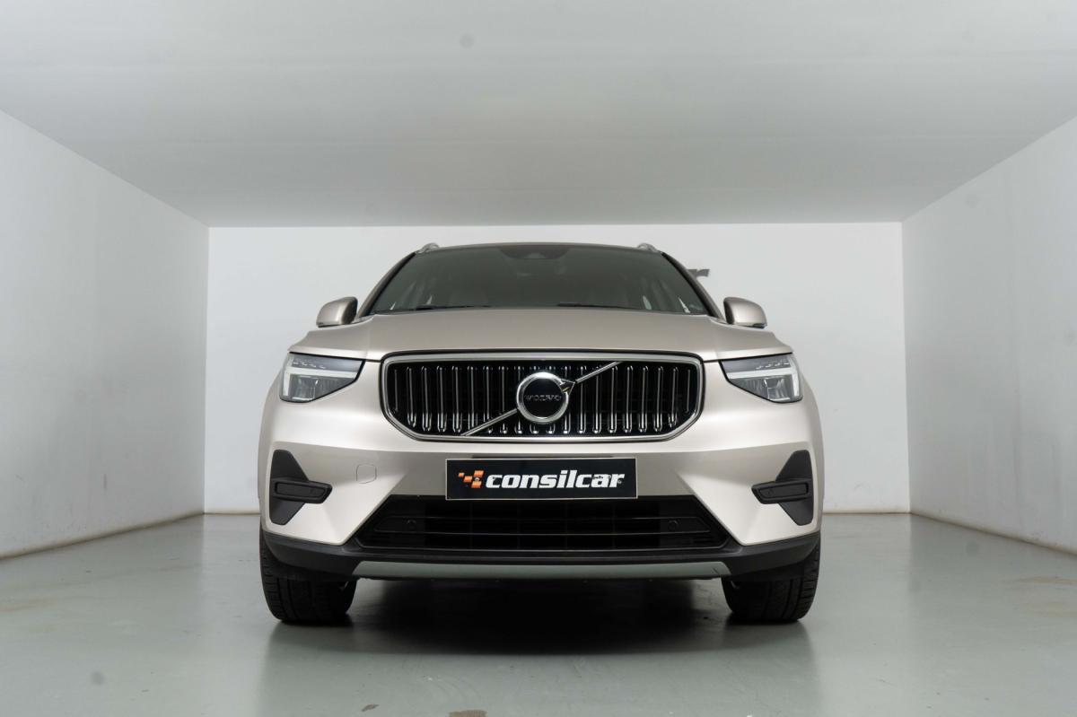 volvo-xc40-2022-hibrido-a-gasolina-1477cc