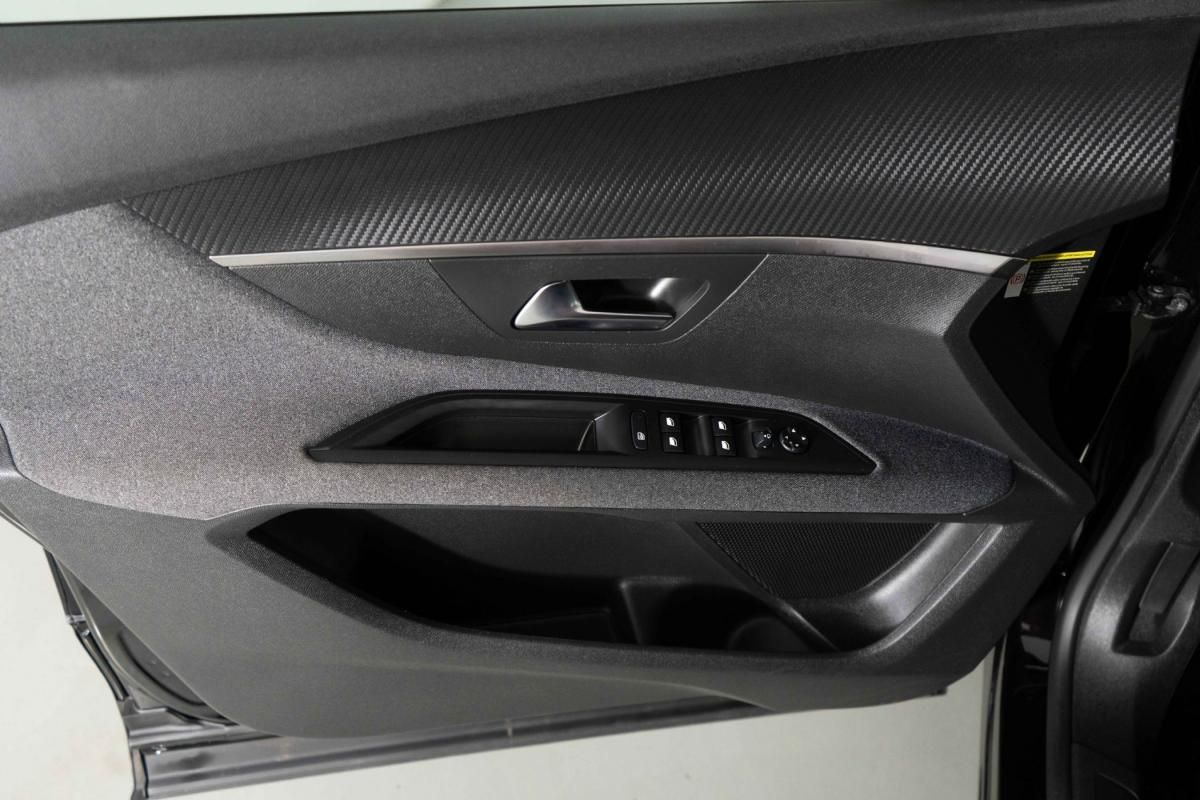 peugeot-5008-2019-gasolina-1199cc