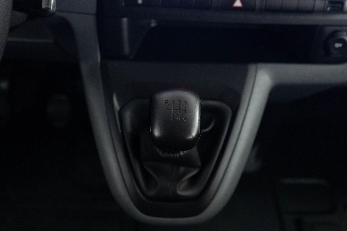 peugeot-expert-2020-diesel-1499cc