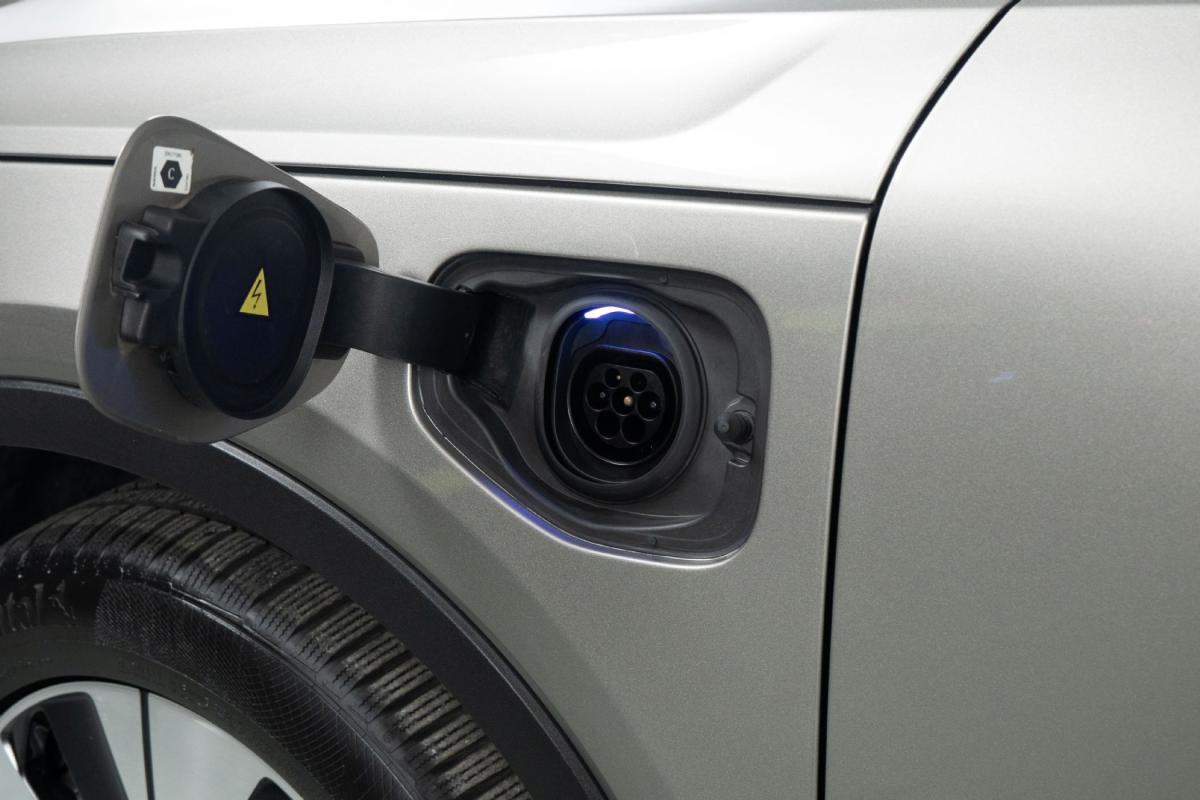 volvo-xc40-2021-hibrido-a-gasolina-1477cc