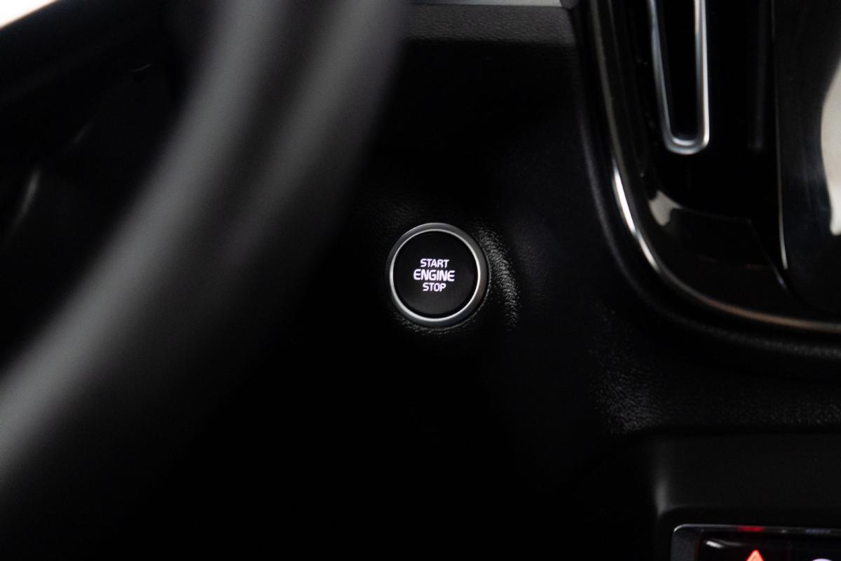 volvo-xc40-2021-hibrido-a-gasolina-1477cc