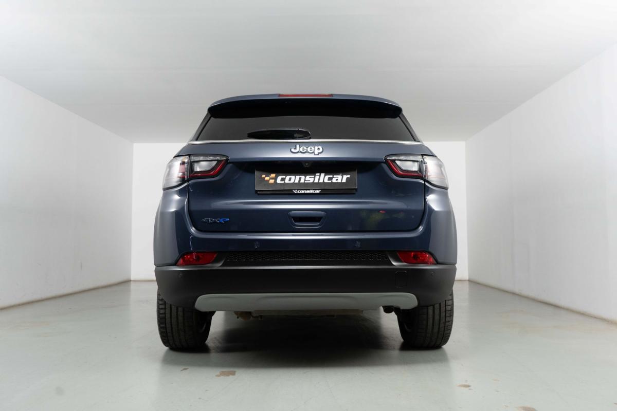 jeep-compass-2023-hibrido-a-gasolina-1332cc