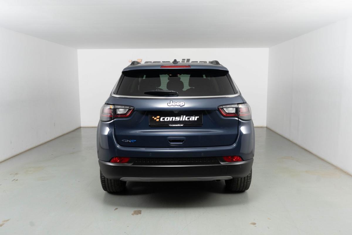 jeep-compass-2023-hibrido-a-gasolina-1332cc