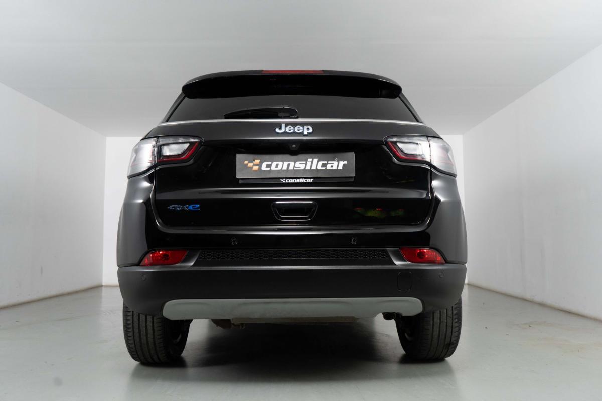 jeep-compass-2023-hibrido-a-gasolina-1332cc