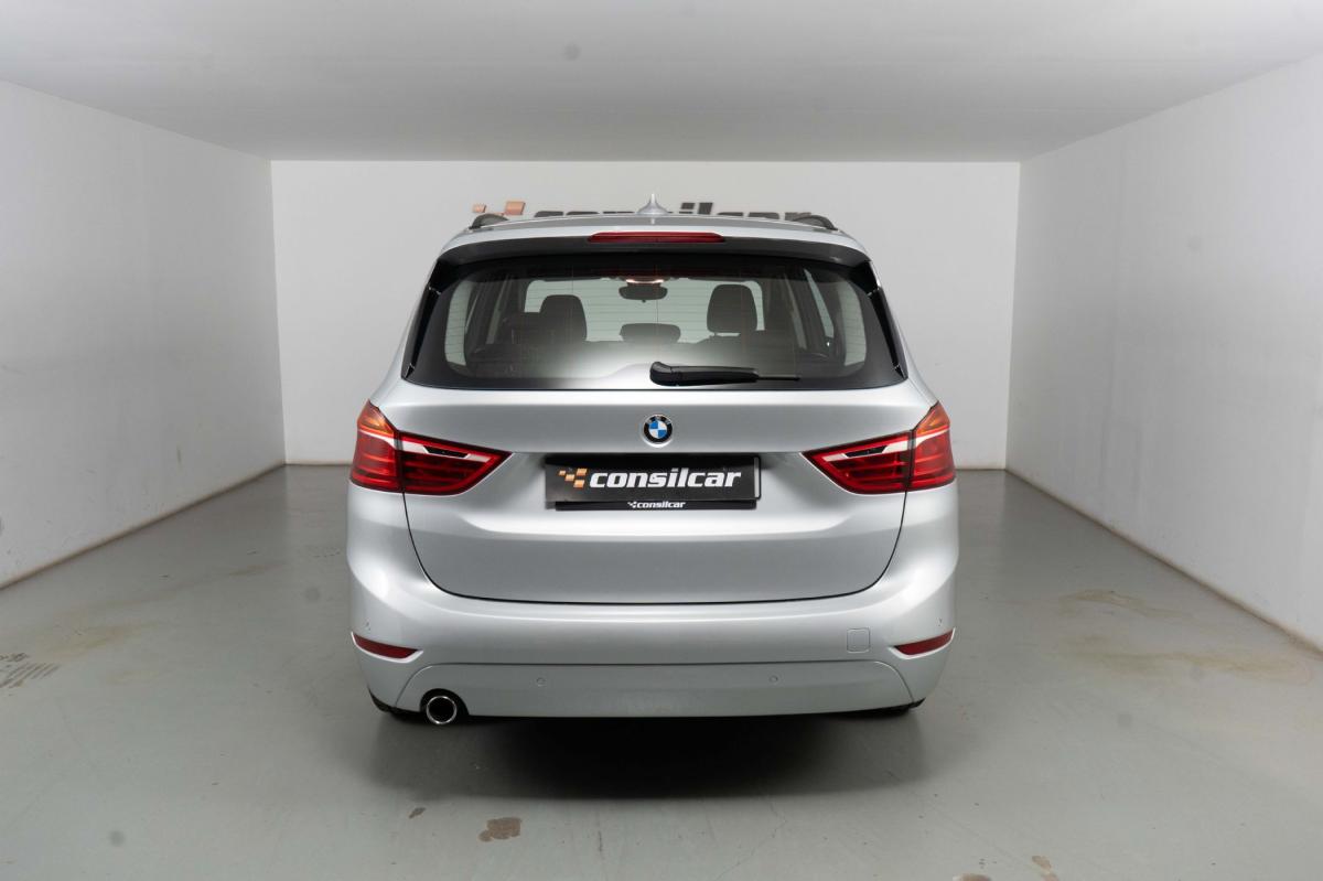 bmw-serie-2-2016-diesel-1496cc
