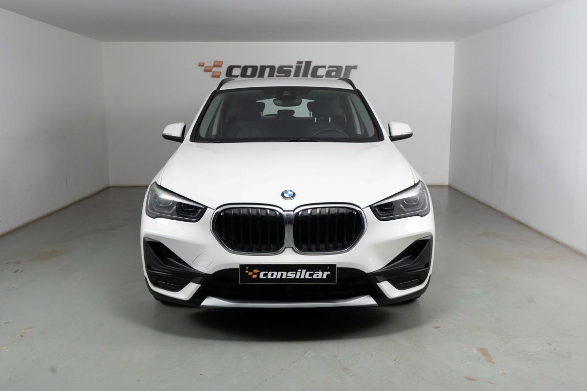 bmw-x1-2020-hibrido-a-gasolina-1499cc