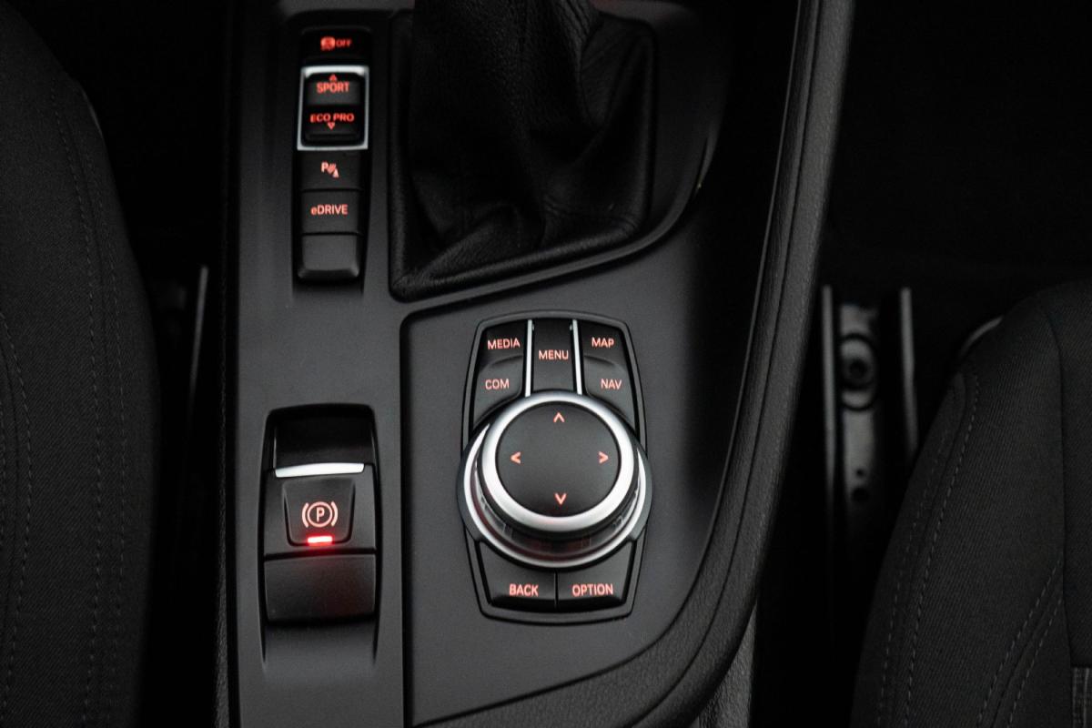 bmw-x1-2020-hibrido-a-gasolina-1499cc