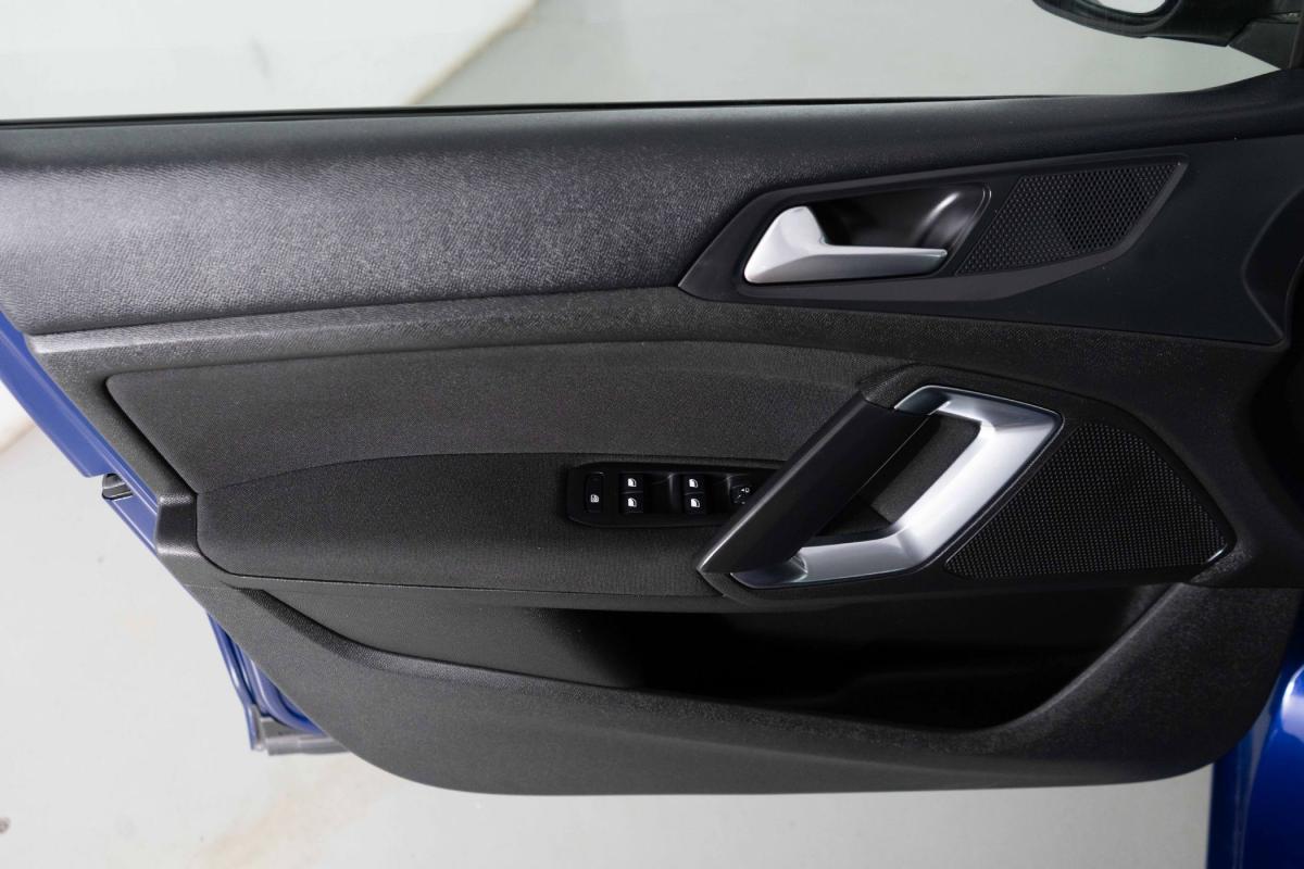peugeot-308-sw-2019-diesel-1499cc