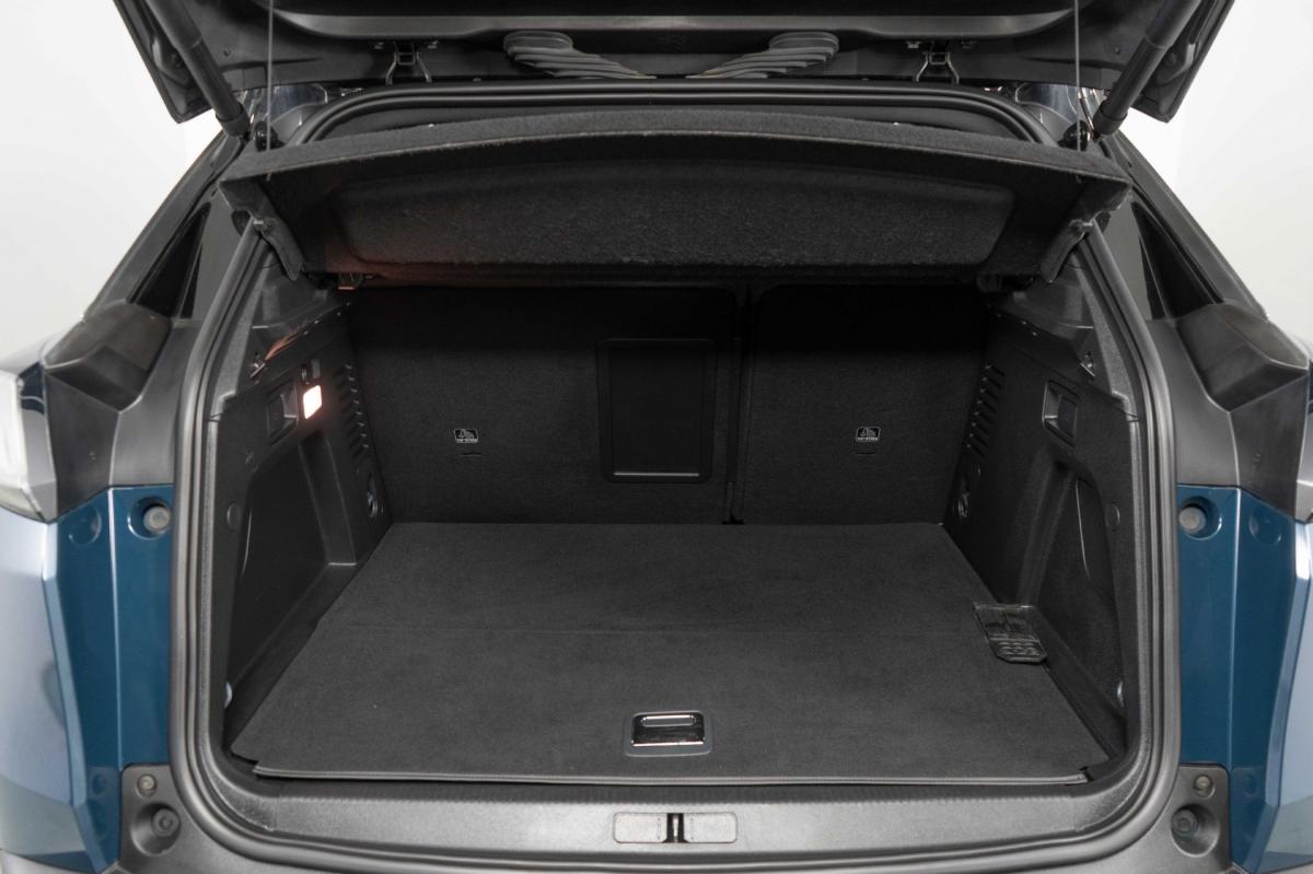 peugeot-3008-2022-hibrido-a-gasolina-1598cc