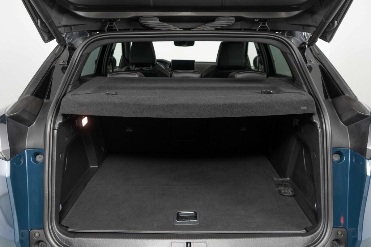 peugeot-3008-2022-hibrido-a-gasolina-1598cc