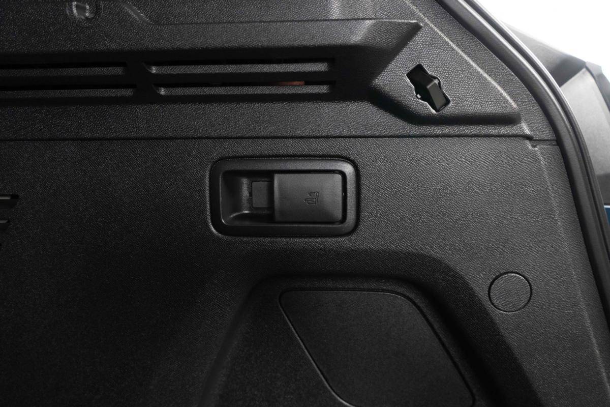 peugeot-3008-2022-hibrido-a-gasolina-1598cc